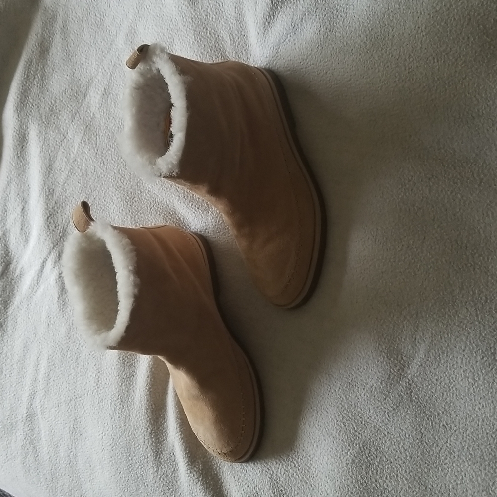 Ankle boots by Jenni kayne made in Italy